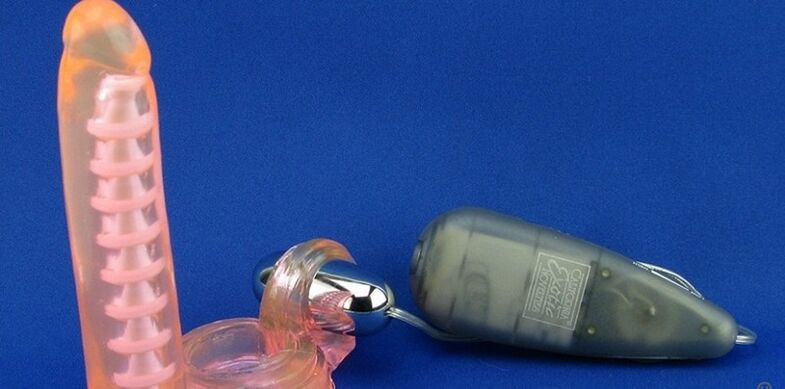accessory with vibrator to enlarge the penis